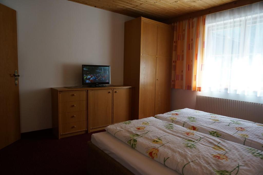 Hotel Haus Birgit Pettneu am Arlberg Pokoj fotografie